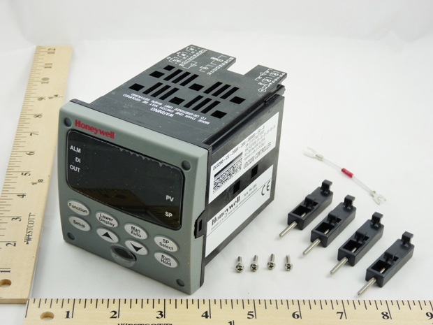 DC3200-CE-200R-200-00000-00-0